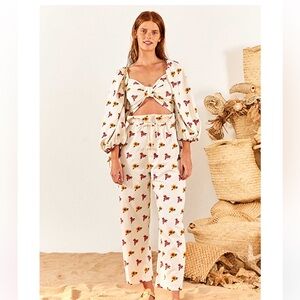 FARM rio crop top long sleeve white and floral tie in front top